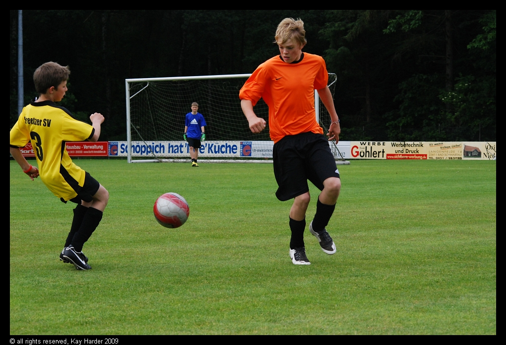 DSC_5623.JPG - C in gelb!