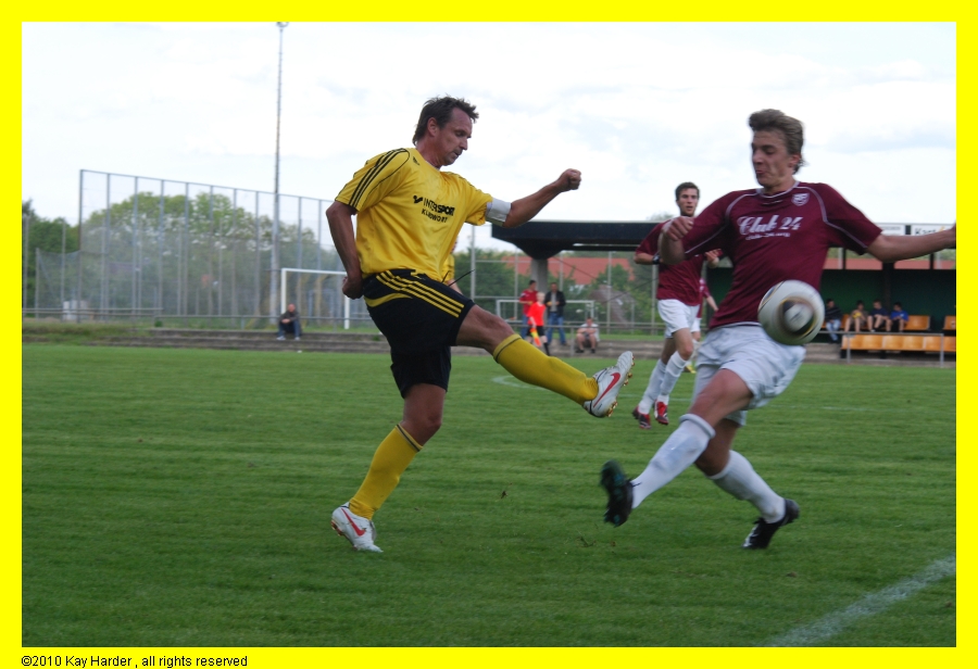 DSC_1175.JPG - Ari, wieder Erster.