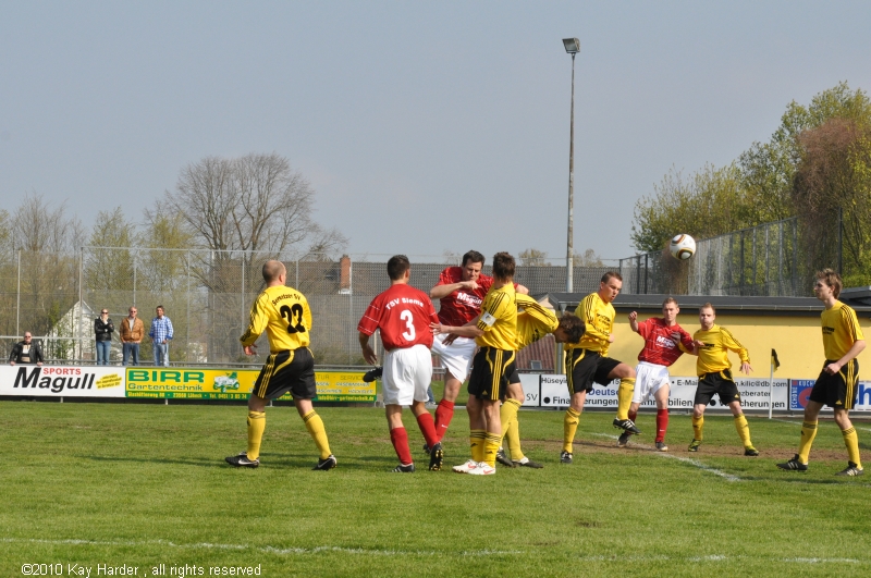 DSC_4486.JPG - und schon gehts, Siems im Vorwärtsgang.