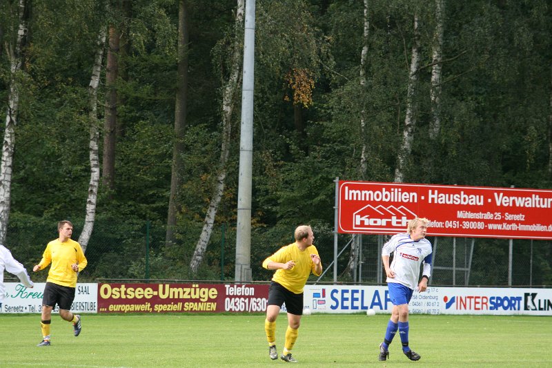 IMG_4095.JPG - Die Abwehr sollte noch einiges zu tun bekommen.